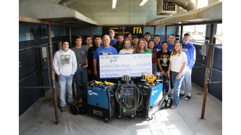 Seaboard Foods contibutes to rural high school