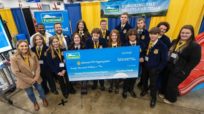 Representatives from Farmland, Smithfield Foods, and National FFA Organization