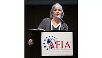 Dr. Louise Dufour-Zavala speaking on the current HPAI outbreak in the U.S..jpg