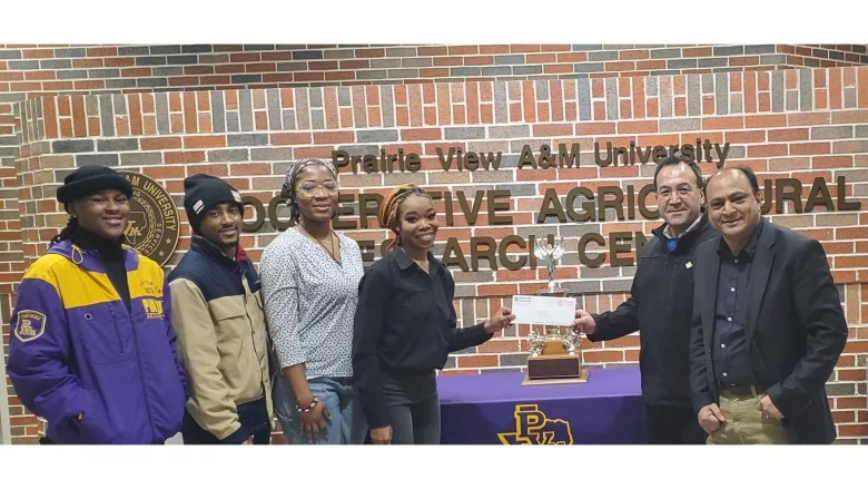 Presenting the USPOULTRY Foundation grant check
