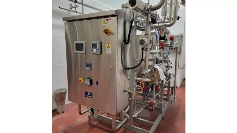 Custom Stainless Enclosures Inc. Single Hygienic Quarter Turn Design