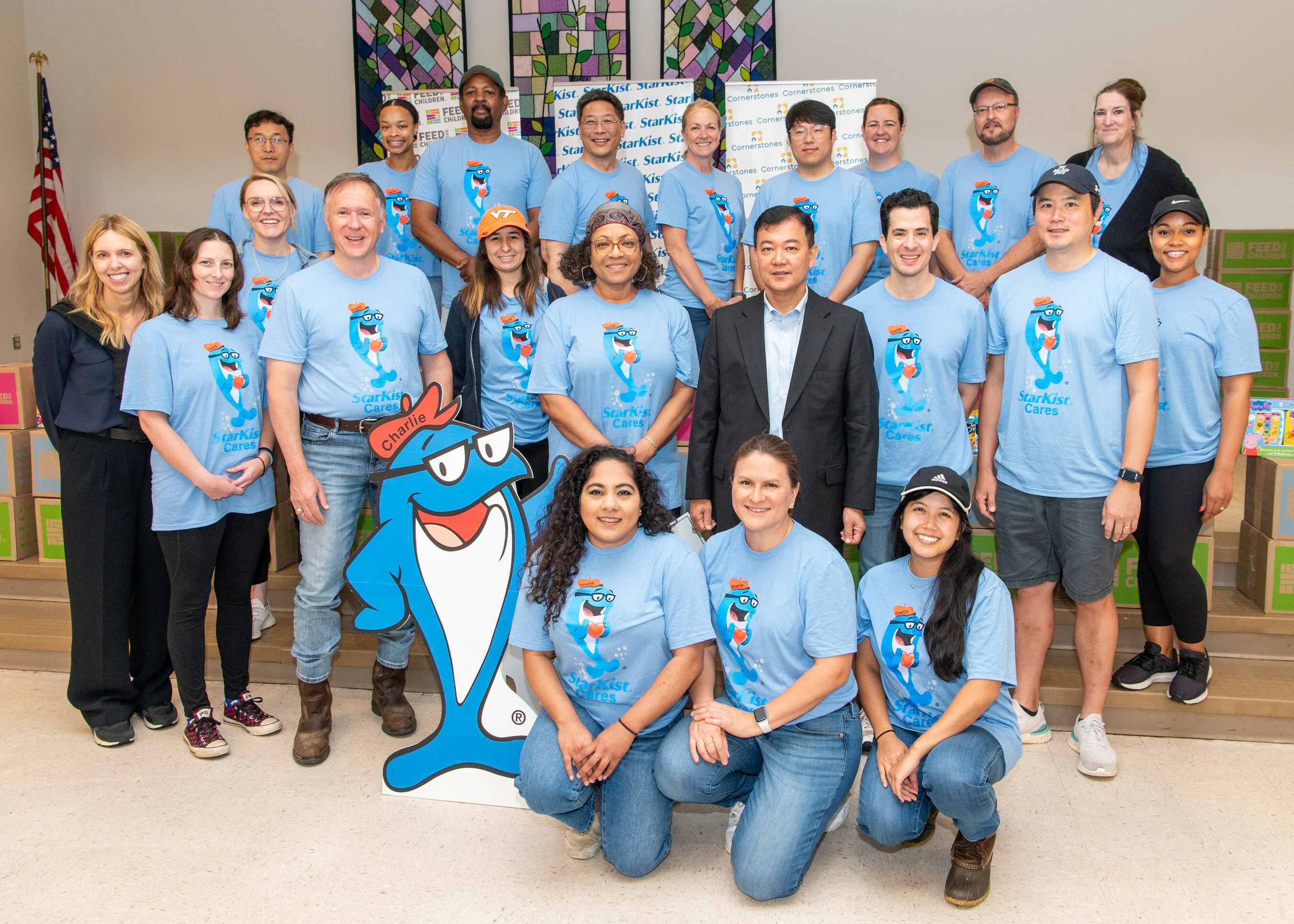 StarKist staff and volunteers before distributing food, hygiene essentials and children's books to 400 Dulles Corridor families.