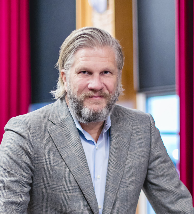 Headshot of Steve Clark, CEO of PLA