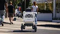 Serve Robotics delivery robot delivering for Shake Shack Serve Robotics delivery robot delivering for Shake Shack