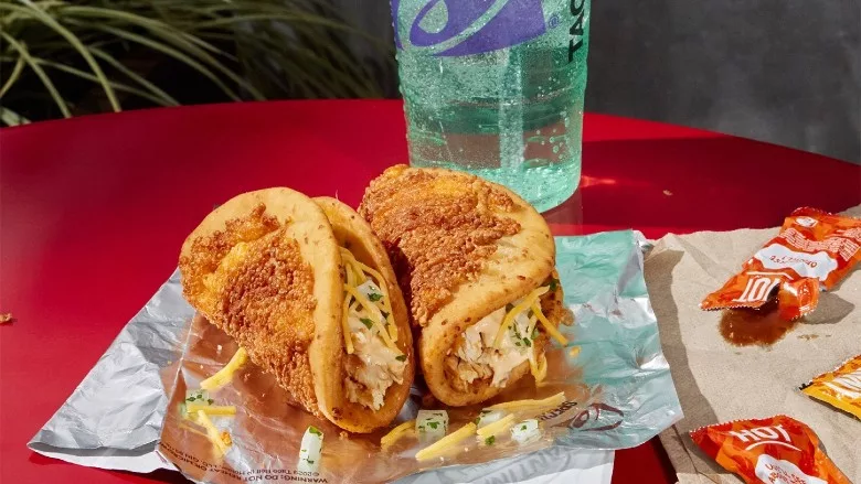 Taco Bell Toasted Cheddar Street Chalupas