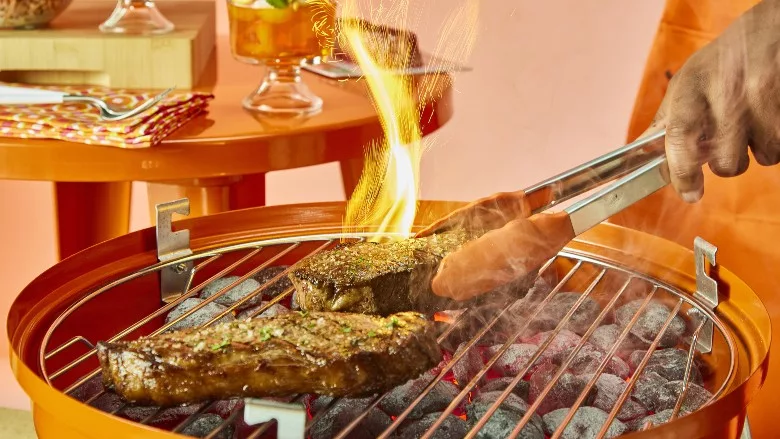 Grilling steak