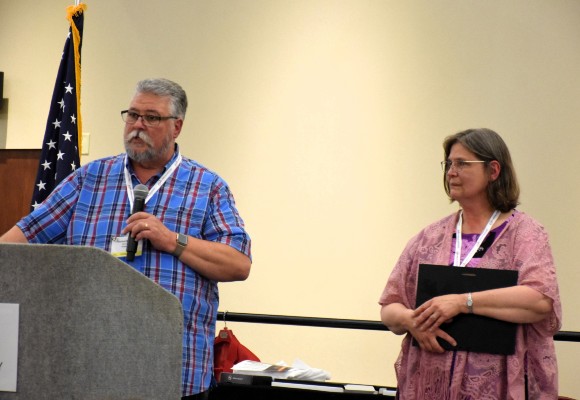 Rick and Anne Reams of RJ’s Meats accept the 2025 AAMP Achievement Award.
