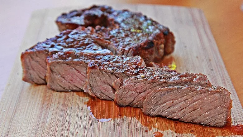 Sliced steak
