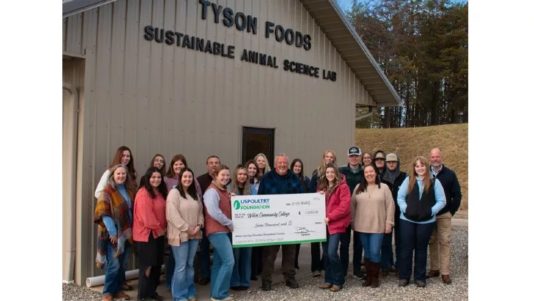 WCC staff and students with the USPOULTRY Foundation grant check.
