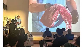 Cutting seminar for the under blade of the chuck