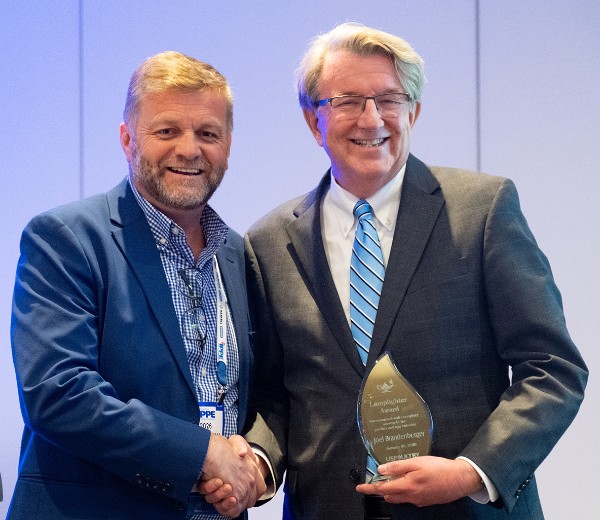 Joel Brandenberger receives Lamplighter Award