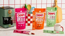 Chomps chicken sticks
