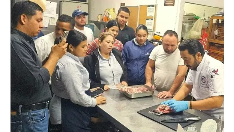 USMEF cutting demonstration