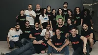 Oshi team