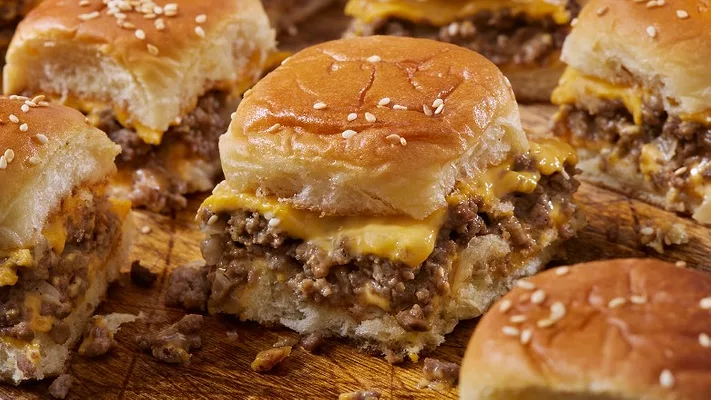 Cheeseburger sliders Cheeseburger sliders