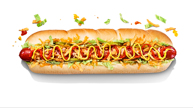 Subway Canada introduces footlong hot dog featuring Schneider's beef