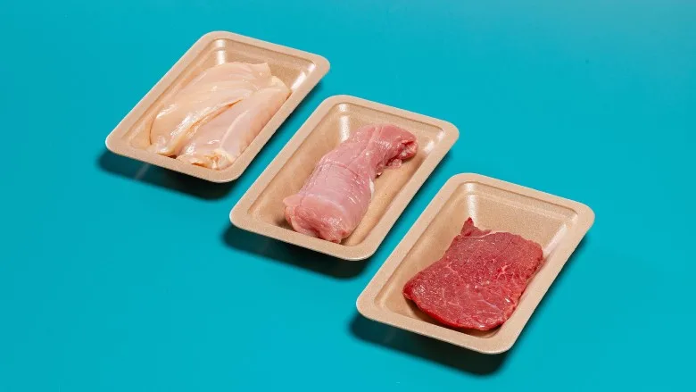 Luminy Foam 50F trays with meat