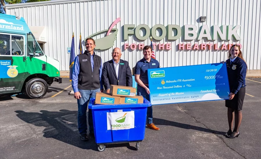 Farmland donates $9,000 to Nebraska FFA Association