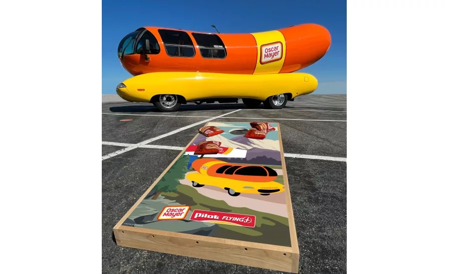 Pilot Flying J partners with Kraft Heinz for Oscar Mayer Wienermobile appearances