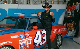 Hardee's partners with NASCAR champion Richard Petty to spotlight its hand-breaded chicken