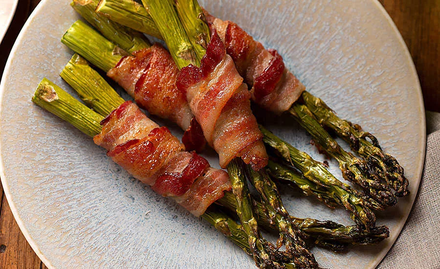 Asparagus Wrapped in Bacon