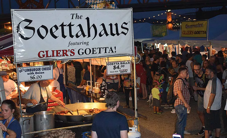 Crowd at Goettafest
