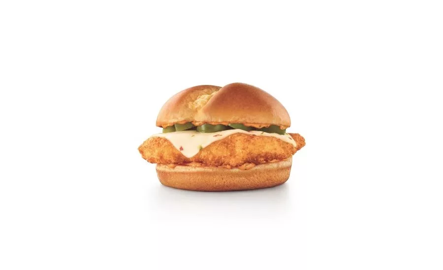 Fiery_Ultimate_Chicken_Sandwich_900.jpg