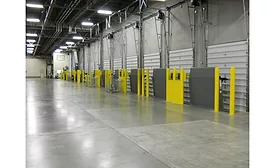 RHV Vertical Storing Dock Leveler 900.jpg