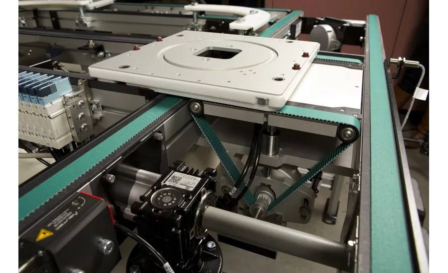 Dorner - 2200 Series Precision Move Pallet System 900